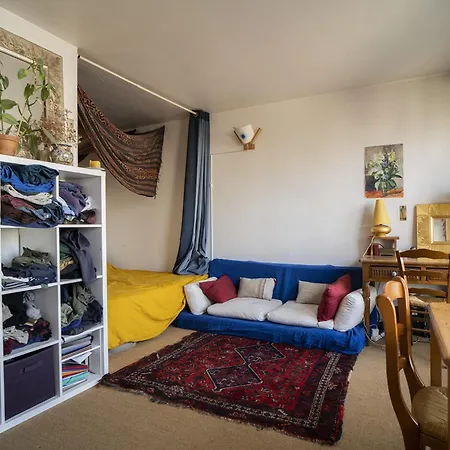 Apartment A Cocoon Of Bathed In Natural Light Paris